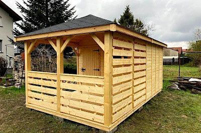 Altana z domkiem narzędziowym AFRODYTA 3m x 5m